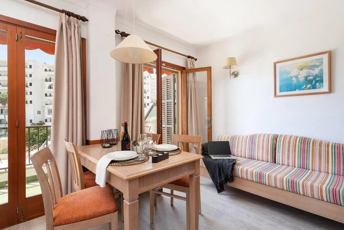 Apartamentos Playa Marina Cala Ferrera