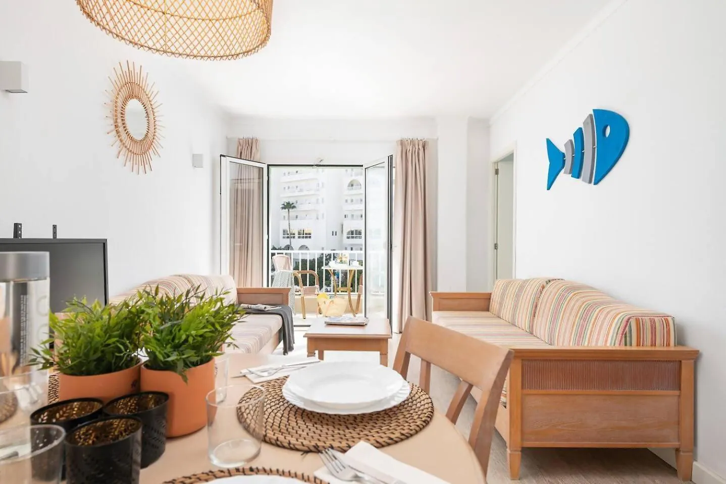 Apartamentos Playa Marina Cala Ferrera