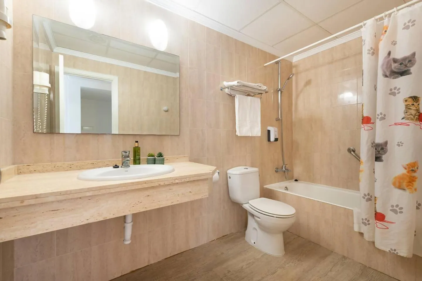 Apartamentos Playa Marina Cala Ferrera