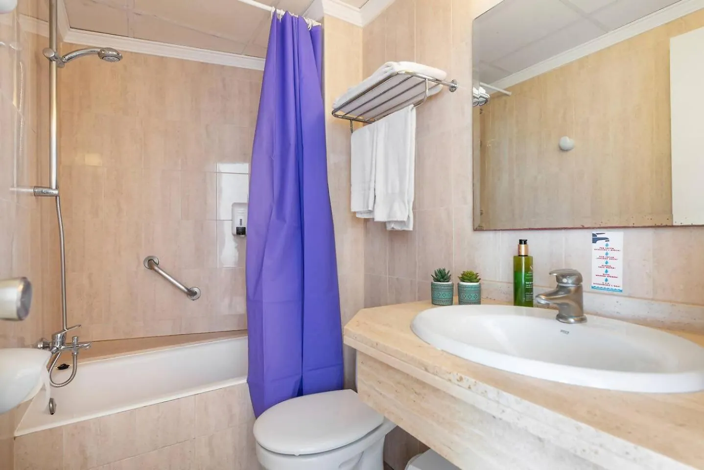 Apartamentos Playa Marina Cala Ferrera  Spagna