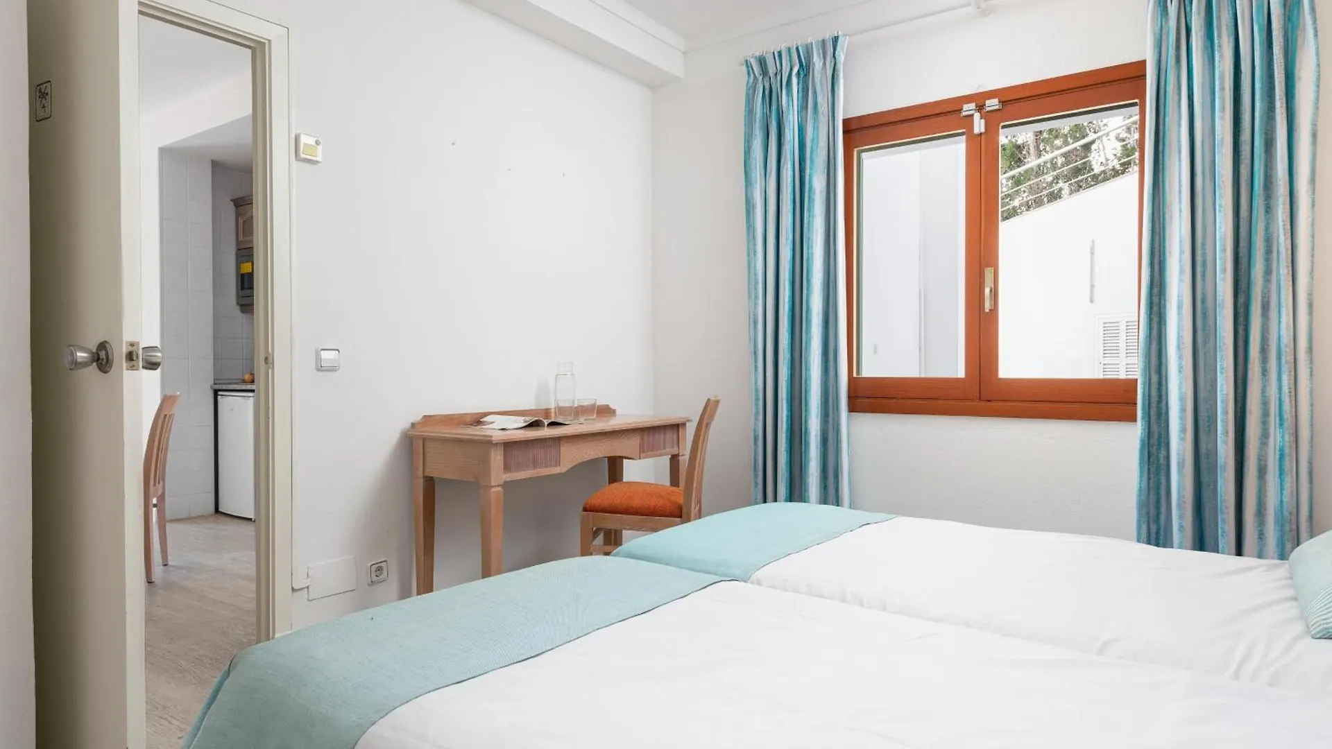 Apartamentos Playa Marina Cala Ferrera  0*, Cala Ferrera (Mallorca)