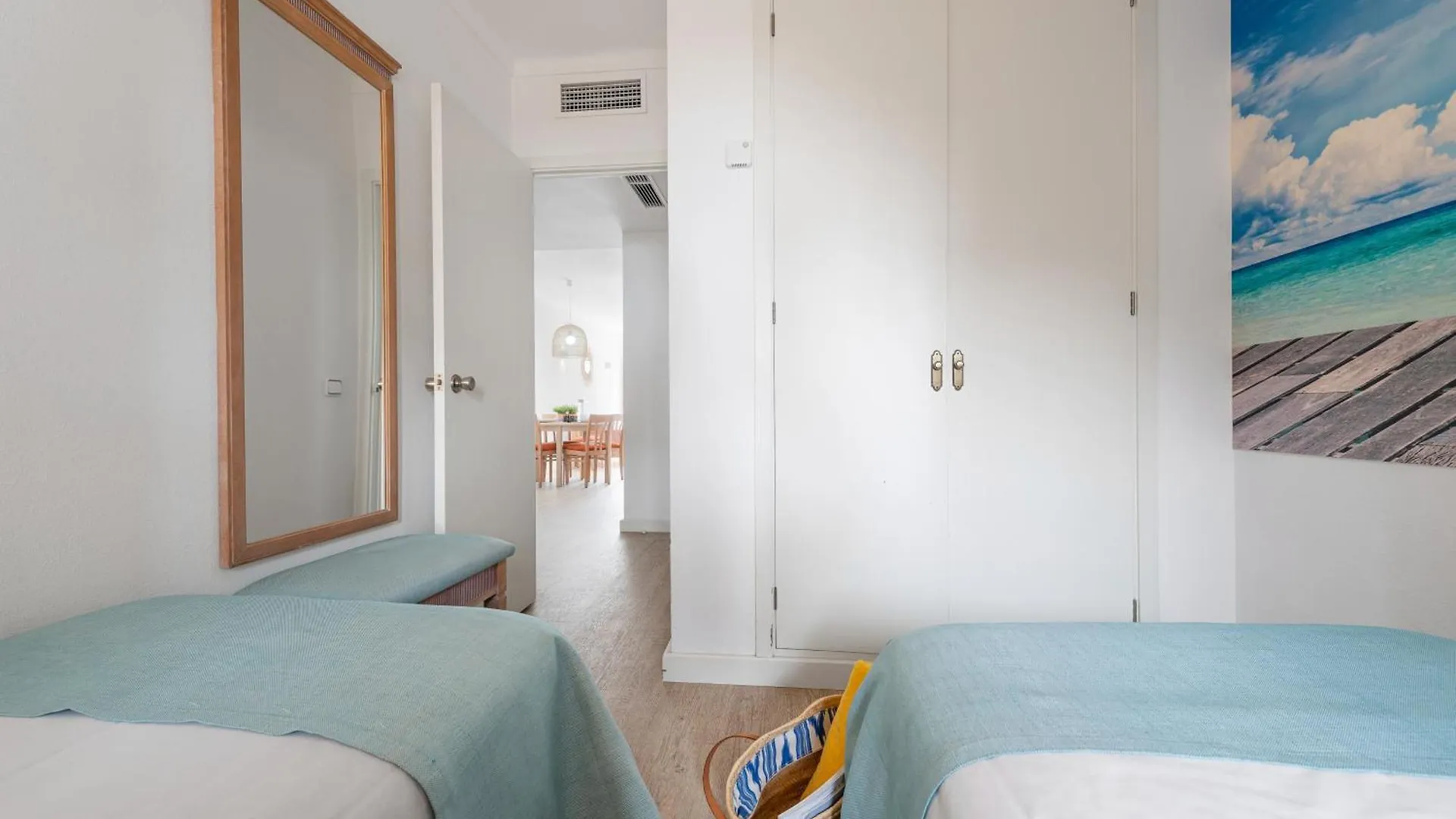 Apartamentos Playa Marina Cala Ferrera  Appartement